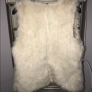 Fur vest
